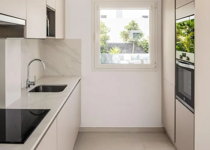 Sunrise By Buenavilla Villa *