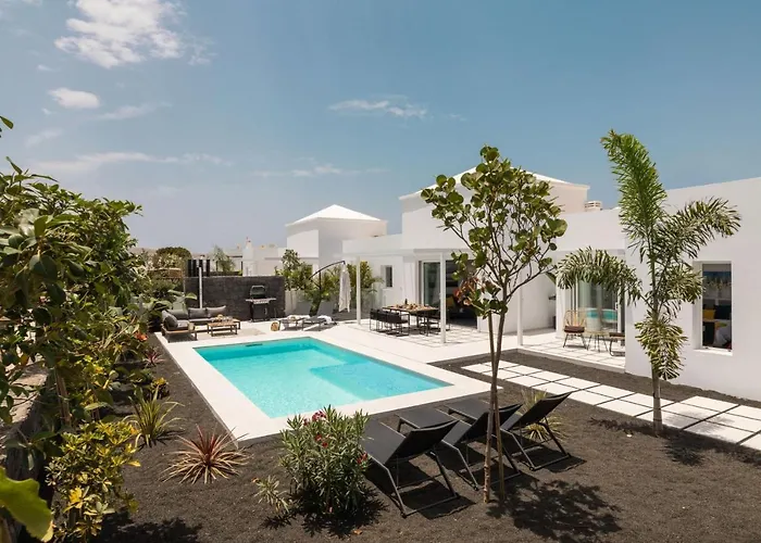 别墅 Sunrise By Buenavilla *